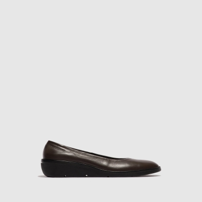 Brown Fly London Slip-on Women's Shoes | USA61JCML