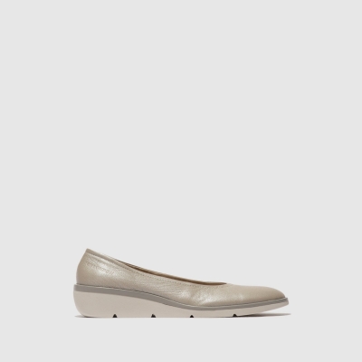 Silver Fly London Slip-on Women's Shoes | USA23EHOK