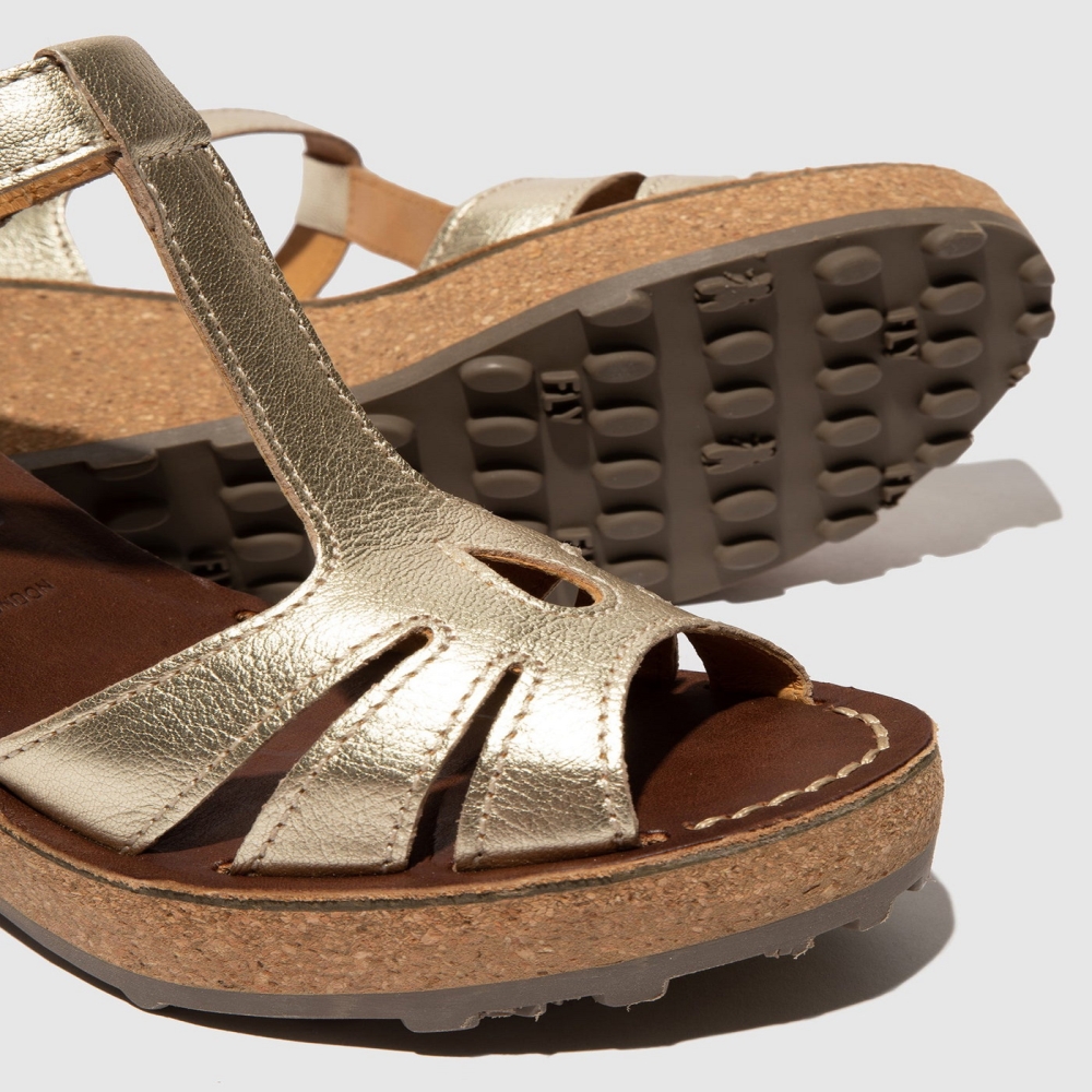 Gold Fly London T-Strap Women's Sandals | USA23BYXN