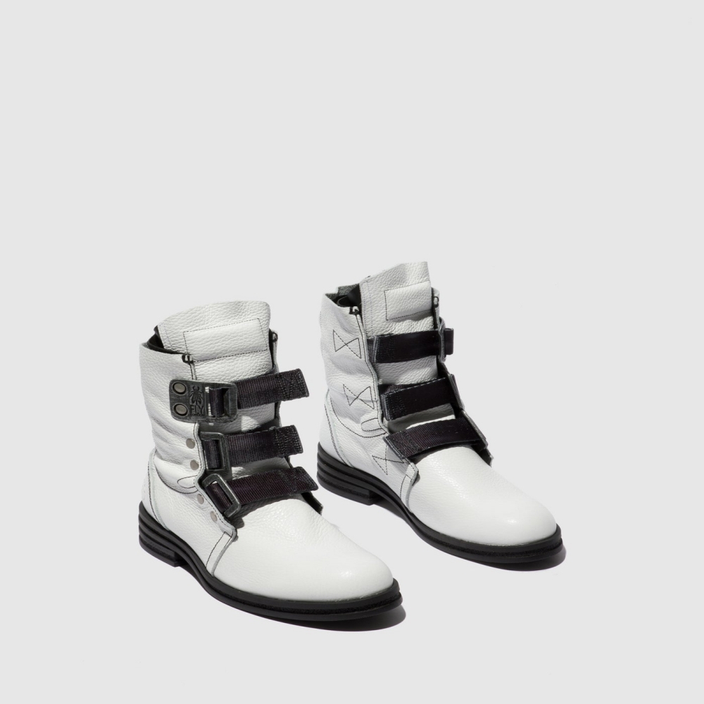 Rio White Fly London Buckle Women's Ankle Boots | USA50CXEH