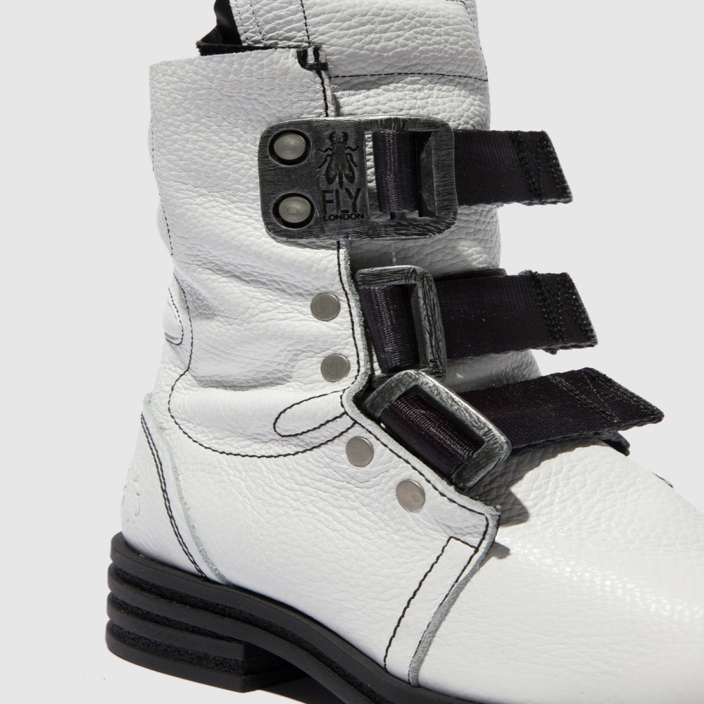 Rio White Fly London Buckle Women's Ankle Boots | USA50CXEH